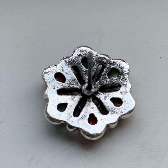 Zuni Cluster Style Studs - Turquoise Tone Western Flower Earrings - Picture 4 of 9